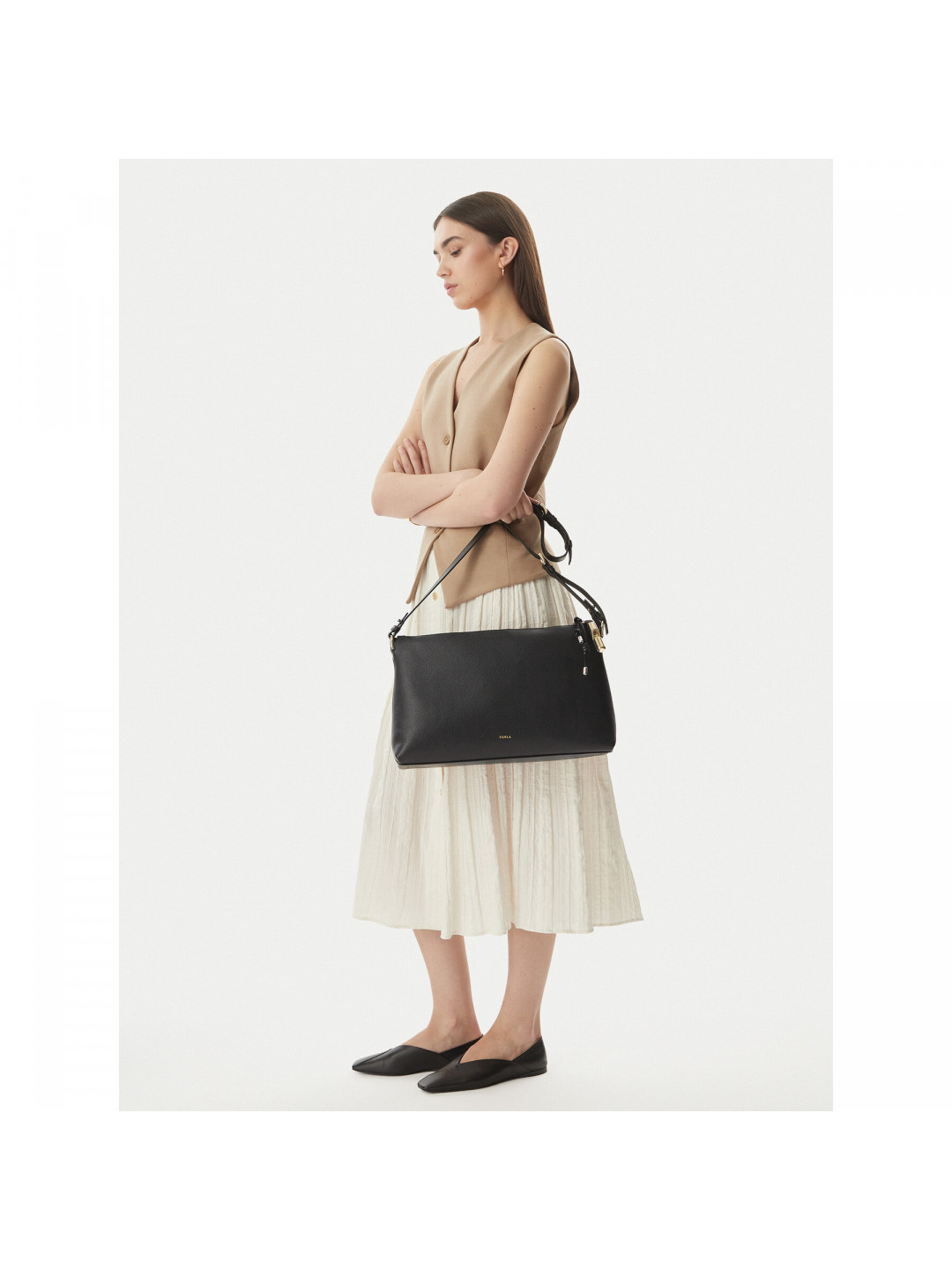 Kabelka Furla Debby M WB02006 BX3353 CN O6000 Černá